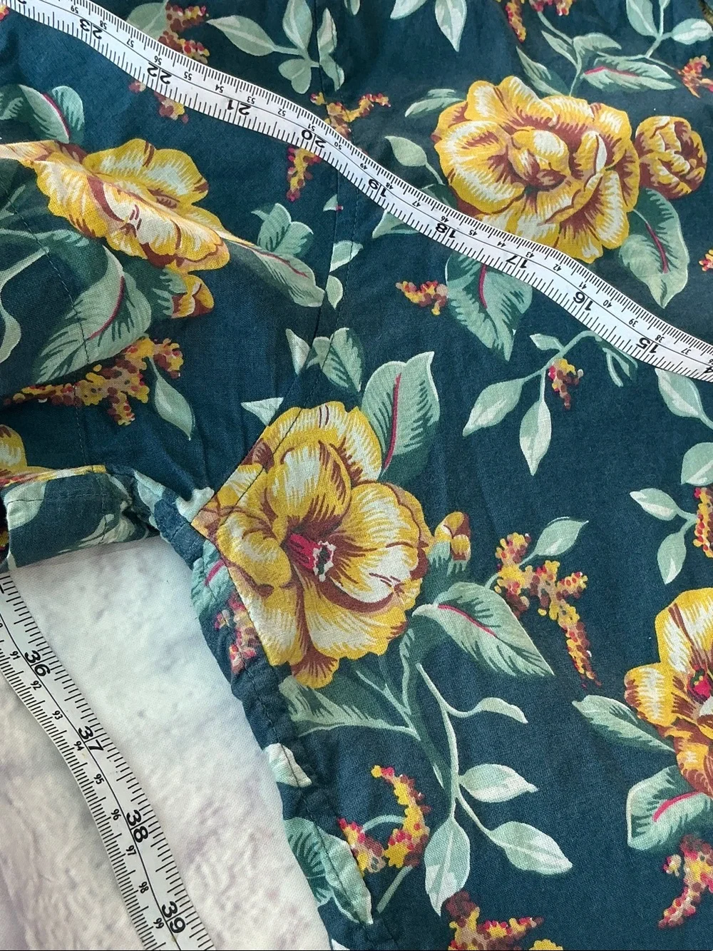 J.Crew Men's Dark Green Floral Button-Up Shirt with Yellow Blooms Size Large
